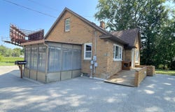 14342 Ironwood Drive NW, Grand Rapids, MI 49534