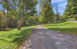 448 White Rock Drive, Waymart, PA 18472