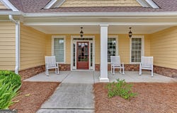 1006 Silver Thorne, Loganville, GA 30052