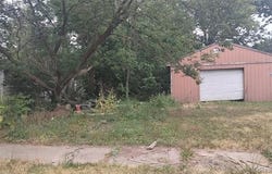 2401 Kansas Avenue, Flint, MI 48506