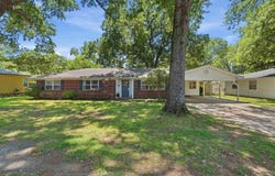 2021 Arkansas Avenue, Conway, AR 72034