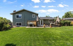 3060 E Eastgate Dr, Boise, ID 83716
