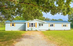 1439 Jackson Clinic Road, Minor Hill, TN 38473