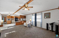 607 Bobwhite Pl, Sioux Falls, SD 57107