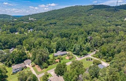 1725 Mountainside Drive, Cumming, GA 30040