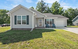 300 Nugget Trail, Elizabeth City, NC 27909