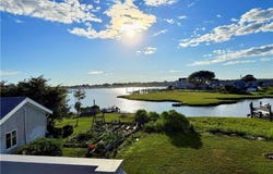 26 Conch Road, Narragansett, RI 02882