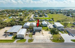 904 Hwy 35 S, ROCKPORT, TX 78382