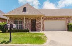 424 Valley Ranch Cir, Little Rock, AR 72223