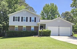 7934 Lundy, Jonesboro, GA 30238