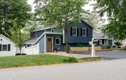 65 Sebbins Pond Drive, Bedford, NH 03110