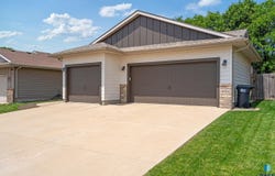 8004 W Vista Park St, Sioux Falls, SD 57106