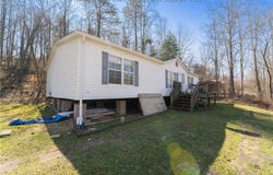 2221 Chestnut Street, South Charleston, WV 25309