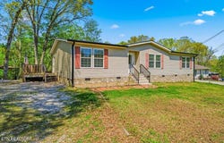 810 Stevens Lane, Lenoir City, TN 37771