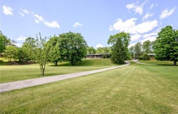 4498 Bethel Road, Floyds Knobs, IN 47119