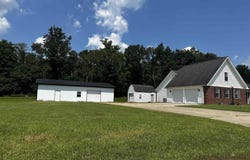 6252 Arbuckle Lane, Marion, IL 62959