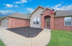 447 Buckboard Road, West Fork, AR 72774