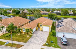 2037 Auburn Lakes Drive, Rockledge, FL 32955