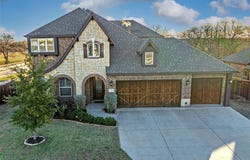 310 Hawthorn Drive, Wylie, TX 75098