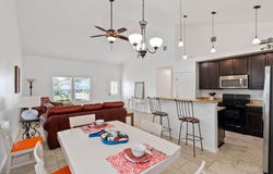 115 Pecan Harbor St, ROCKPORT, TX 78382