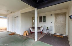 4022 W KALER Drive, Phoenix, AZ 85051