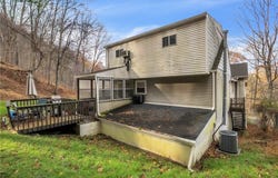 1517 Hulton Road, Verona, PA 15147