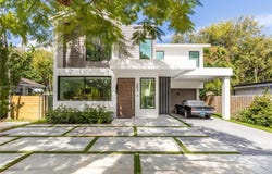 683 NE 68th St, Miami, FL 33138