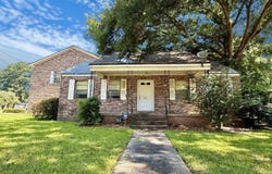 701 E Georgetown Street, Crystal Springs, MS 39059