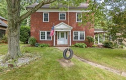 241 N College Street, Newcomerstown, OH 43832