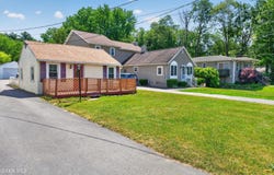 223 Vly Road, Schenectady, NY 12309