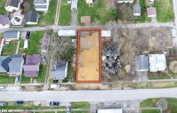 411 E Seventh St, Manchester, OH 45144
