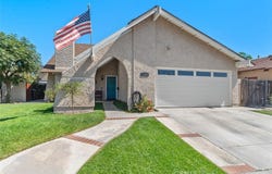 11608 Onyx, Cypress, CA 90630