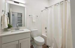 4163 E Hemlock Dr, Oak Creek, WI 53154