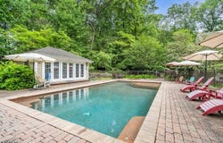 15 White Oak Dr, Union Twp., NJ 08802-1155
