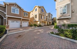 829 Lippert Pl, Santa Clara, CA 95050