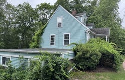 1043 West St, Wrentham, MA 02093