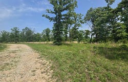 000 64 Hwy, Lebanon, MO 65536