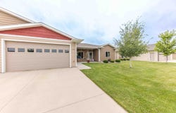 1716 Miller Lane, Aberdeen, SD 57401