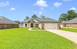 25521 Lakeland Drive, Loxley, AL 36551