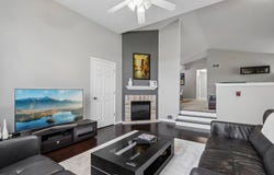 6877 S Rolling Meadows Ct, Oak Creek, WI 53154