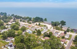 3753 Edgewater Drive, Vermilion, OH 44089