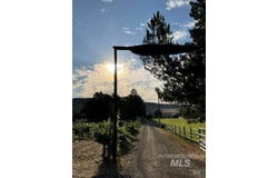 4778 River Road, Buhl, ID 83316