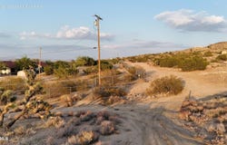 Mountain View Rd, Apple Valley, CA 92308
