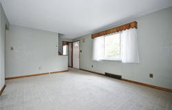 3743 Grant St, Castle Shannon, PA 15234