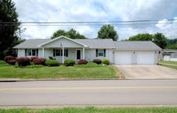 403 Page St, Middleport, OH 45760