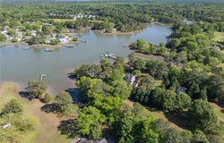 105 Ocean Breeze Drive, Yorktown, VA 23692