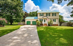 203 Sweetbriar Lane, Havelock, NC 28532