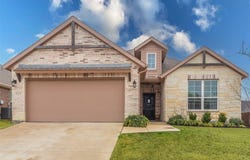 717 Woodcrest Drive, Ennis, TX 75119