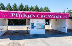 100 EAST AVE, Waynesboro, VA 22980