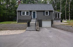 12 Deerwood Drive, Amherst, NH 03031